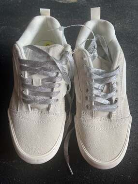 Vans Old Skool Off White Suede Sneakers Size 9